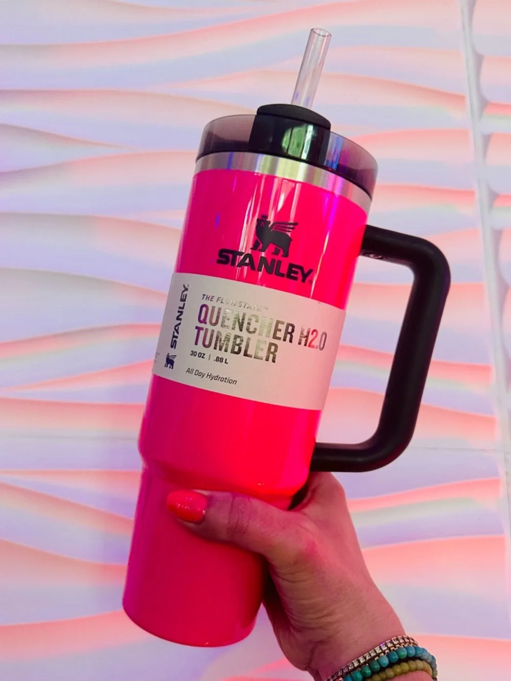 NEW Stanley Quencher Electric Pink 30oz Tumbler - NEW - Picture 3 of 4